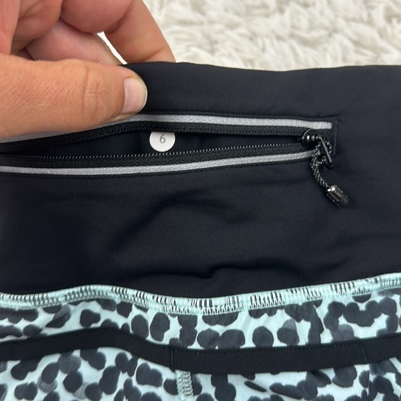 Lululemon Run: Speed Short *Block-It Pocket Ace Spot Tranquil Blue Black / Black - Picture 4 of 4